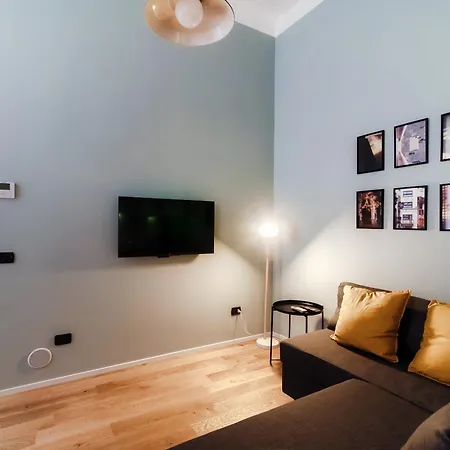 Borgo Del By Quokka 360 - Near The Train Station Of קומו