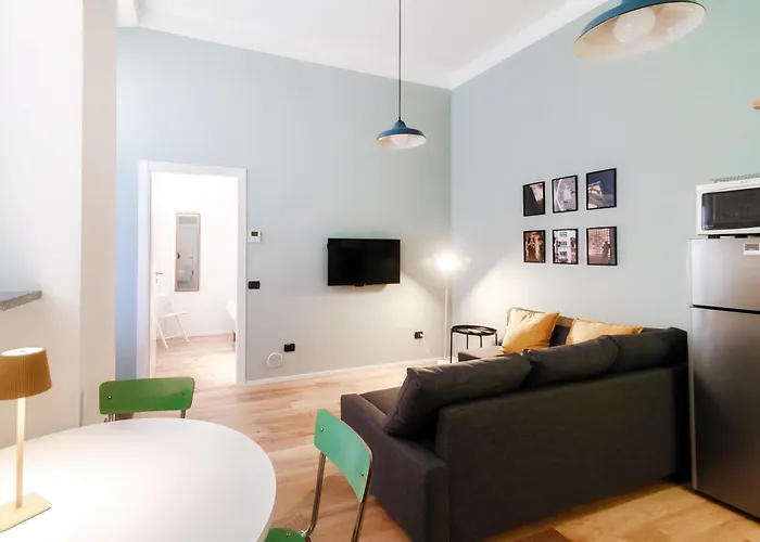 Apartman Borgo Del By Quokka 360 - Near The Train Station Of Como